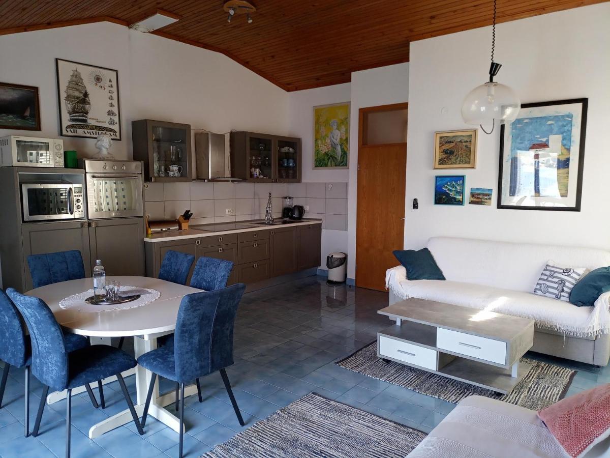 Guesthouse Gradina Loviste Ngoại thất bức ảnh